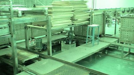 zwzk-2-全自動裝筐、卸筐機組-浙江煒馳輕工機械