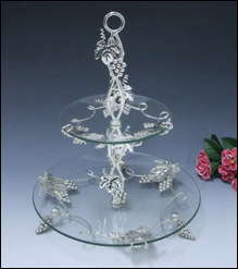 淄博兆利輕工制品 創(chuàng)意提手水果盤與酒店鋼化玻璃盤的專業(yè)供應(yīng)商