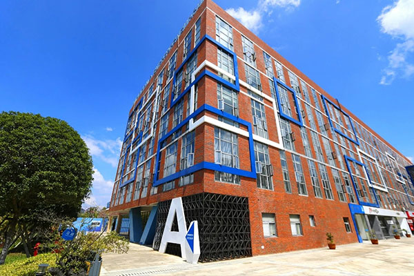 貴州輕工職業(yè)技術(shù)學(xué)院 匠心鑄就輕工人才，特色引領(lǐng)職教新風(fēng)